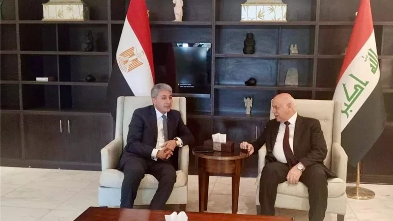 وزير السياحة يستهل زيارته لبغداد بلقاء وزير الثقافة والسياحة العراقي