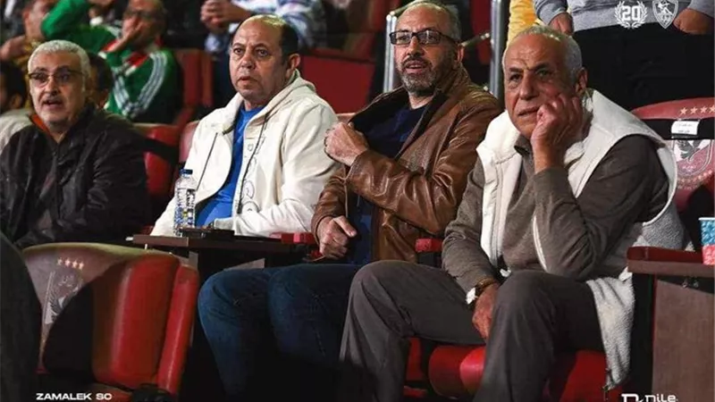 غضب جماهير الزمالك ومغادرة لبيب .. شاهد خالد عامر يكشف ما حدث