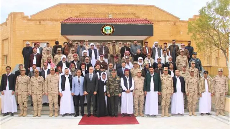 قيادة المنطقة الغربية العسكرية تستقبل عدداً من شيوخ وعواقل القبائل وممثلى المجتمع المدني بمرسى مطروح