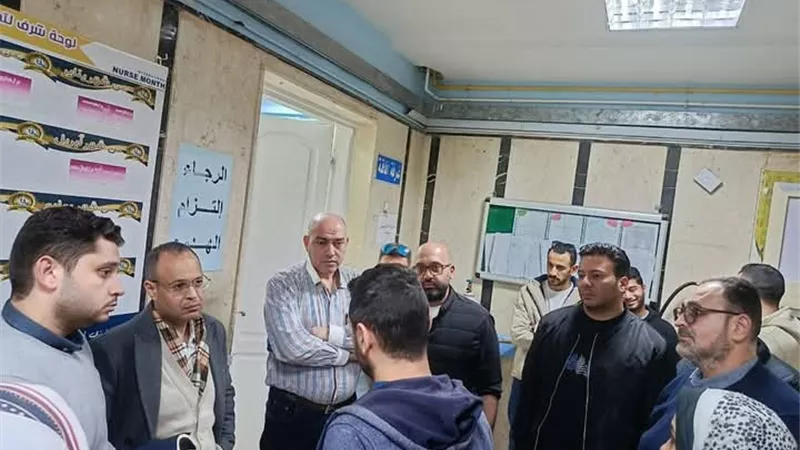 استمرار جولات مرور وفد وزارة الصحة على المستشفيات بمطروح