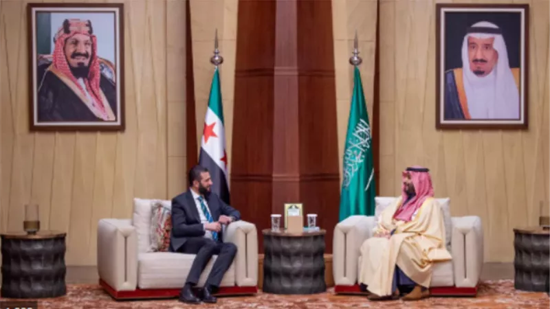 بيان من الرئيس السوري بعد لقائه ولي العهد السعودي في الرياض