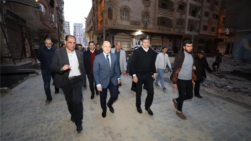 تركيب انترلوك ورفع كفاءة شوارع كفرالشيخ