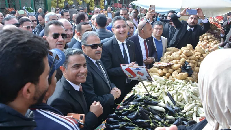وزير التموين: تعزيز الاستثمارات الزراعية والغذائية مع الصومال
