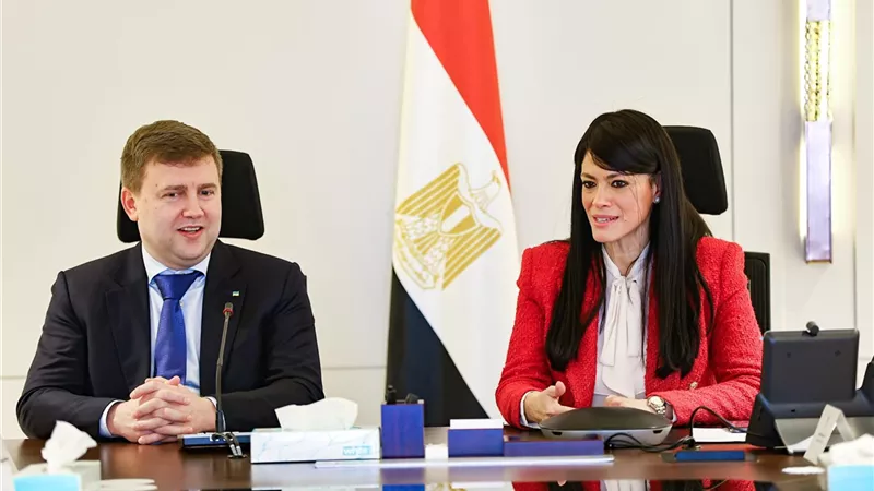 أوكرانيا تبحث إقامة منطقة لوجيستية في مصر