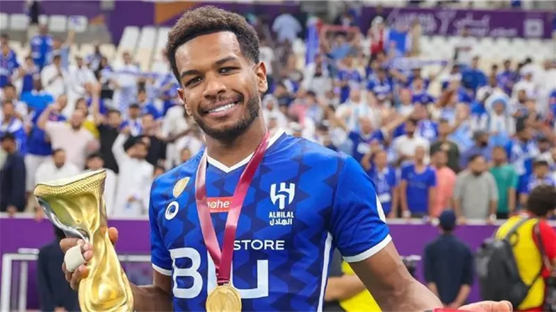 تقارير تكشف جاهزية مدافع الهلال لمواجهة برسبوليس بدوري أبطال آسيا