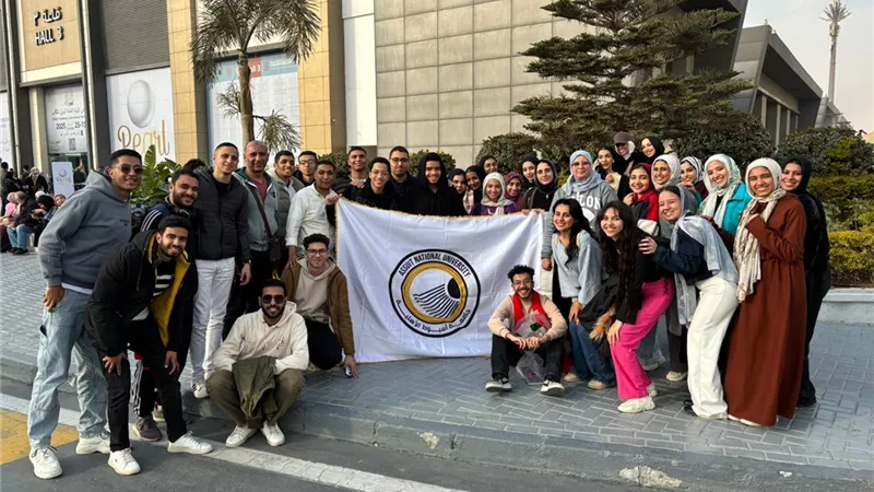 جامعة أسيوط تنظم زيارة لطلابها إلى معرض القاهرة الدولي للكتاب