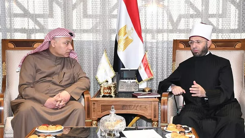 وزير الأوقاف يستقبل مدير المكتب الكويتي للمشروعات الخيرية
