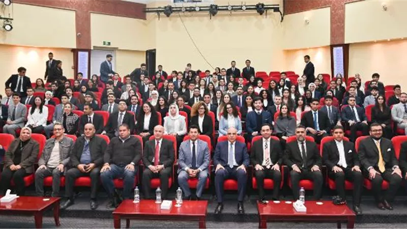 صبحي: تعزيز وعي الشباب بقضايا المياه جزء أساسي من رؤية مصر 2030