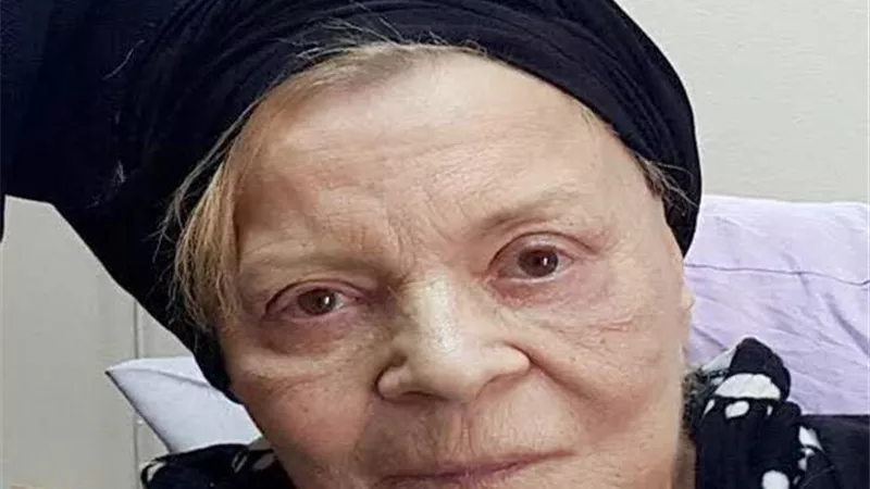 سر وصية نادية لطفى بعدم دفنها فى نفس اليوم..أعرف الحكاية