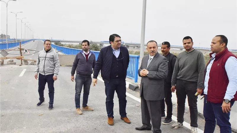 محافظ أسيوط يتفقد الأعمال النهائية لكوبري منقباد العلوي تمهيداً لا