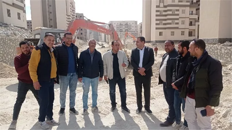 أسباب زيارة وفد وزارة الإسكان لمشروعات مدينة 15 مايو.. بالصور