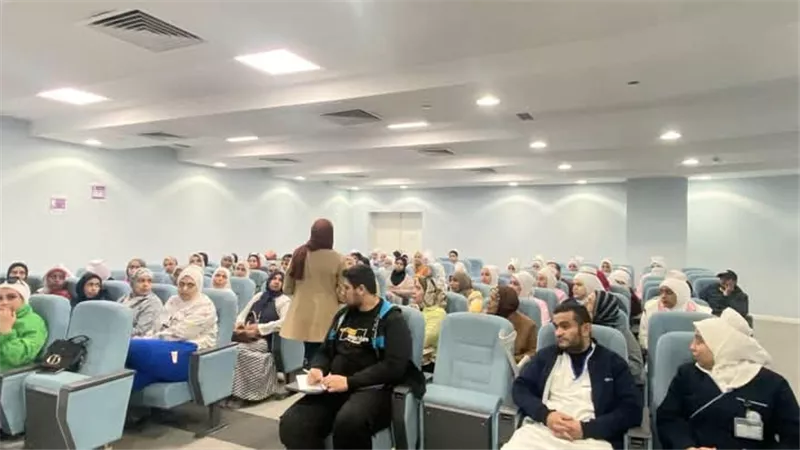 تدريب حول سياسات الجودة ومعايير الاعتماد بالرعاية الصحية بالسويس