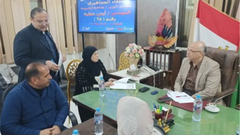 محافظ القليوبية يوفر فرص عمل لذوي همم وسكن ومعاش تكافل لسيدة