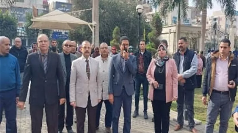 الجيزاوي يشهد تجربة محاكاة خطة إخلاء احد مبانى ادارة جامعة بنها