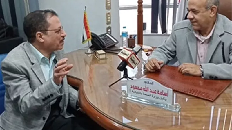 شاهد بالفيديو .. وكيل وزارة الصحة بالمنوفية يفاجئ المستشفيات ليلا