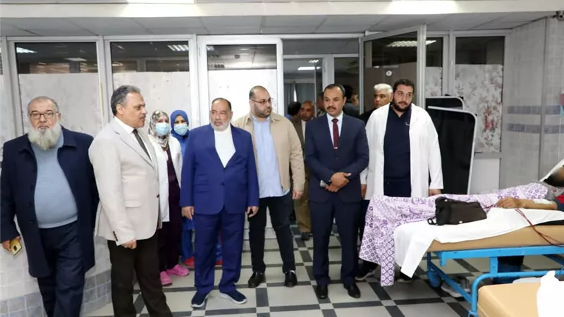 محافظ الشرقية يتفقد مستشفى الأربعين بالعاشر من رمضان