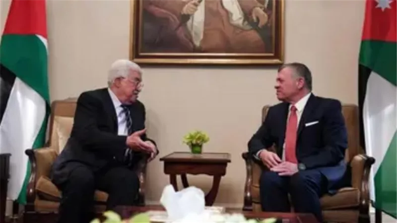 الرئيس الفلسطيني وملك الأردن يؤكدان رفض التهجير ويدعوان لحل عادل