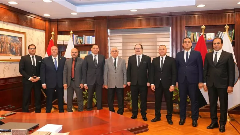 النائب العام يستقبل رئيس الاستئناف لنيابة القاهرة
