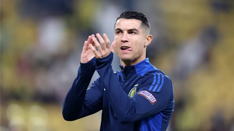ريال مدريد يوجه رسالة إلى رونالدو في عيد ميلاده الأربعين