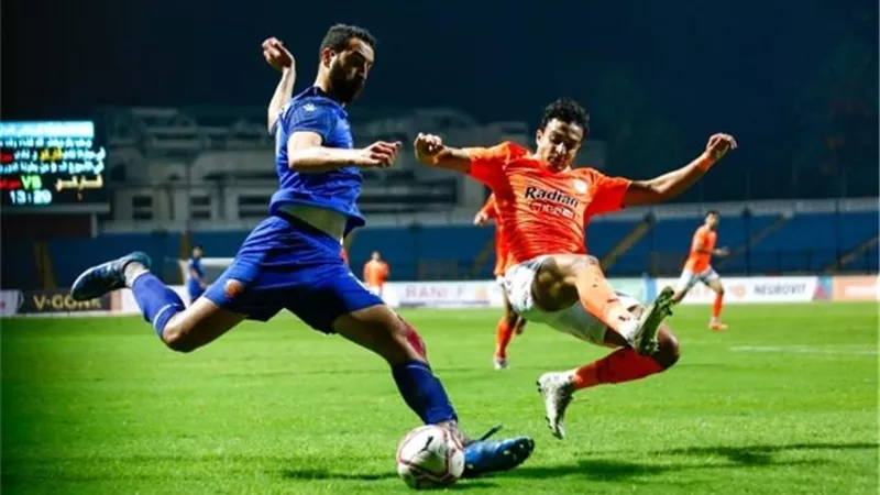 الدوري المصري|التعادل الإيجابي يحسم الشوط الأول بين سيراميكا وفاركو
