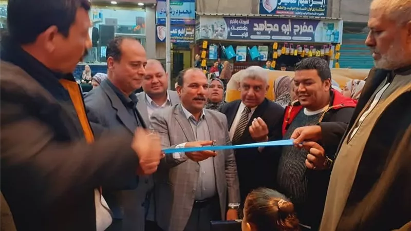 مستقبل وطن يفتتح معرض السلع الغذائية المخفضة بابوحماد
