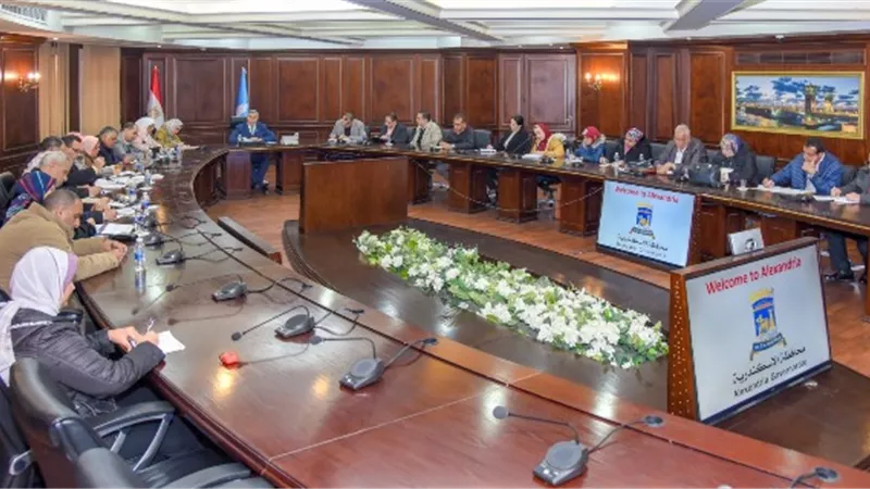 محافظ الإسكندرية يراجع استعدادات استقبال شهر رمضان