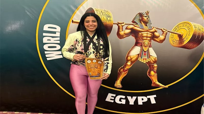 الحصان الأسود يحصل على المركز الأول في بطولة العالم للقوة البدنية