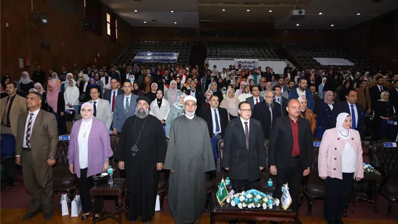 الاشمونى والدرندلى يشهدان فعاليات الحفل السنوي لصناع الحياة