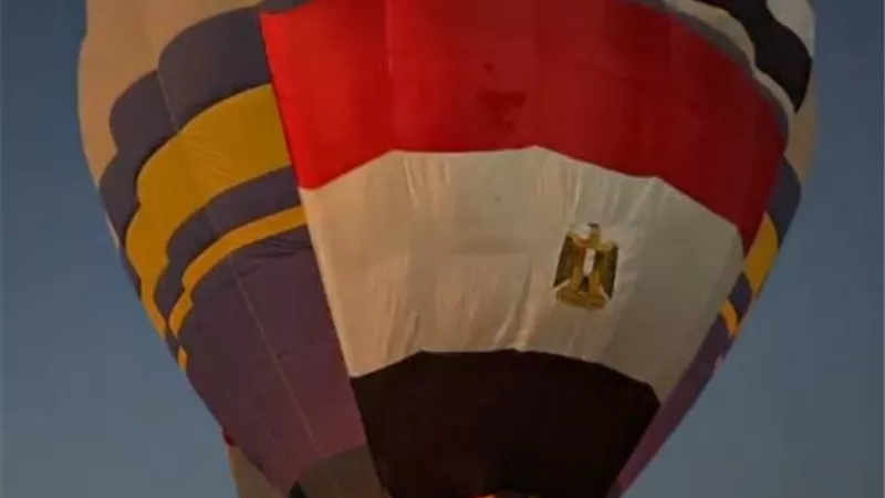 ١٨٠٠ سائح يحلقون على متن ٨٠ رحلة بالون فى سماء الأقصر