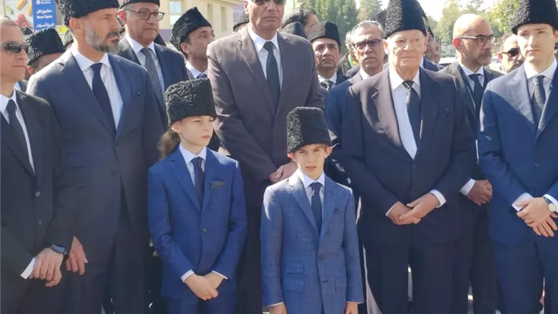 وداع مهيب للآغاخان الرابع الى مقبرته على ضفاف نيل أسوان
