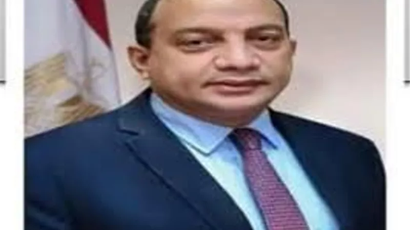 خالد عباس عميدا لكلية الطب البيطري ببنى سويف