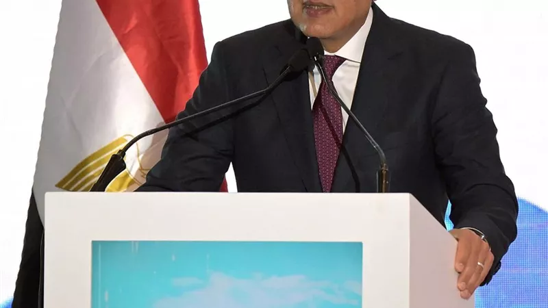 مدبولى: مشروع التغطية الصحية الشاملة حلم أمة..ورؤية قيادة