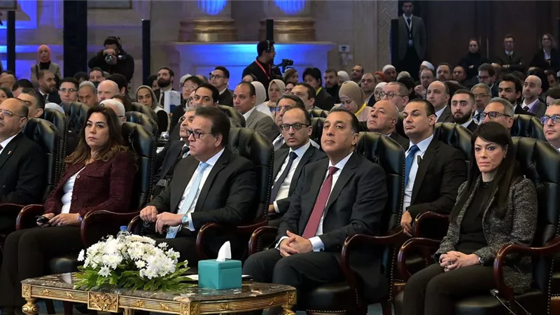 رئيس الوزراء يشارك في المنتدى السنوي للتأمين الصحي الشامل