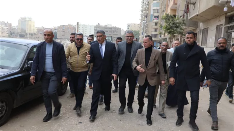 محافظ الجيزة يتفقد شارع اوتو سبير بحى الطالبية