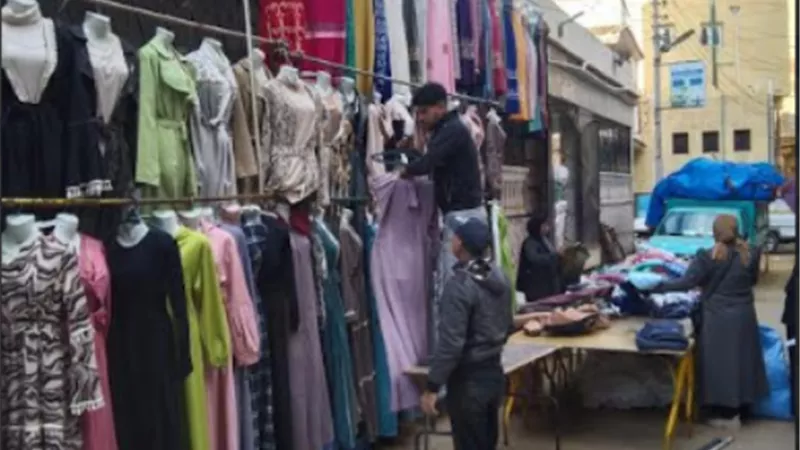 محافظ كفرالشيخ: إقامة معرض للملابس الجاهزة بقرية البكاتوش