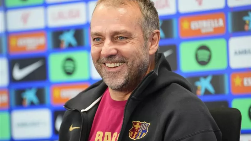 مدرب برشلونة: السباق ما زال طويلًا.. ويجب أن نحافظ على الإيقاع