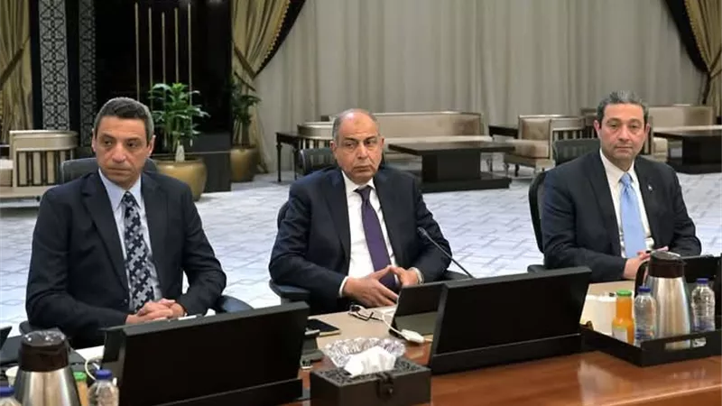 تكثيف الحملات التموينية وإفتتاح أسواق جديدة بمدن وقرى دمياط