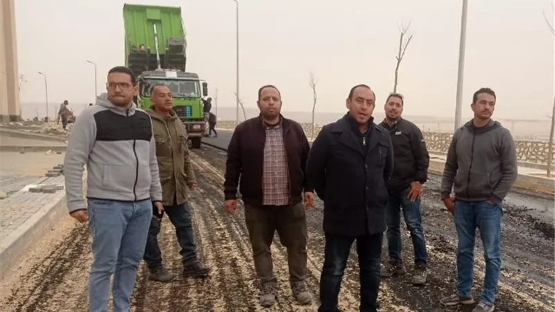 بشرة خير من رئيس جهاز 15مايو لحاجزى الوحدات السكنية فى المدينة.. صور