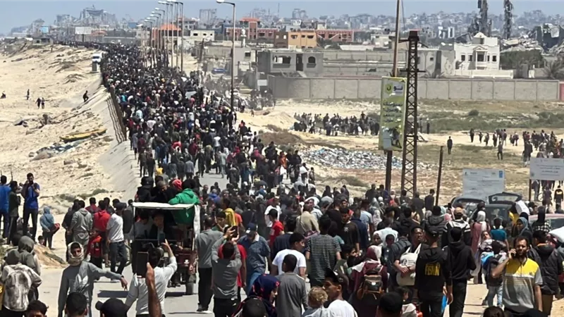 الجيش الإسرائيلي يعلن إتاحة عودة سكان غزة سيرا إلى شمال القطاع عبر محورين رئيسيين