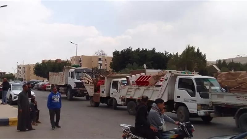 الشيخ: جهاز الشروق يشن حملة على الإشغالات بالتعاون مع شرطة المرافق صور