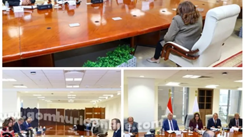 1206 يتنافسون علي 136 منصب سكرتير عام ورئيس مركز ومدينة وحي