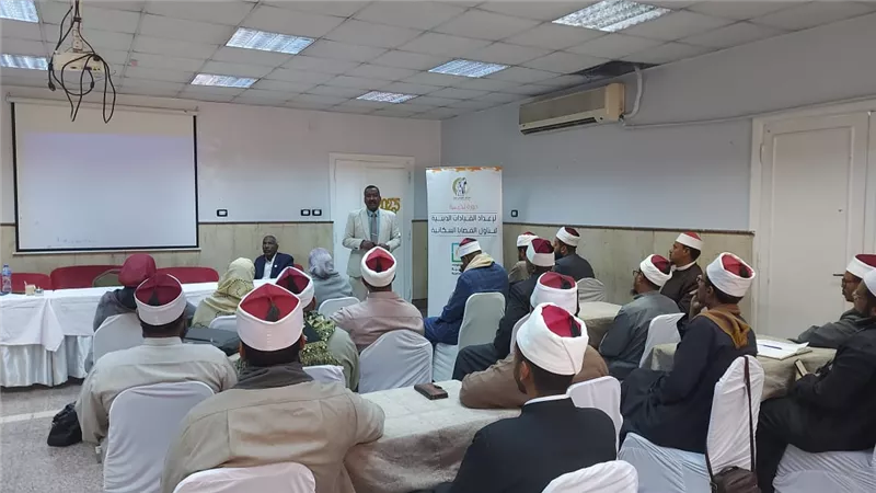 محافظ أسوان يتابع إطلاق البرنامج التدريبي لإعداد الدعاة والقيادات