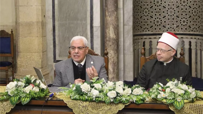 د. مصطفى إبراهيم: النباتات لديها القدرة على التواصل من خلال خيوط