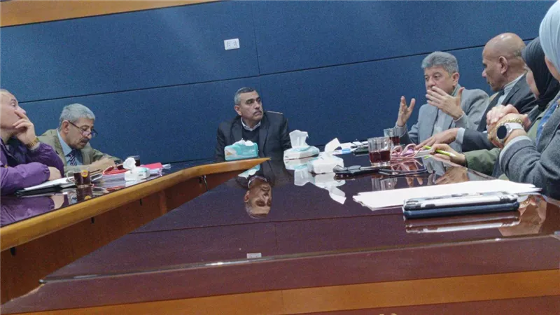 ميناء دمياط يبحث مع الغرفة التجاريةإستخدام خط الرورو في التصدير