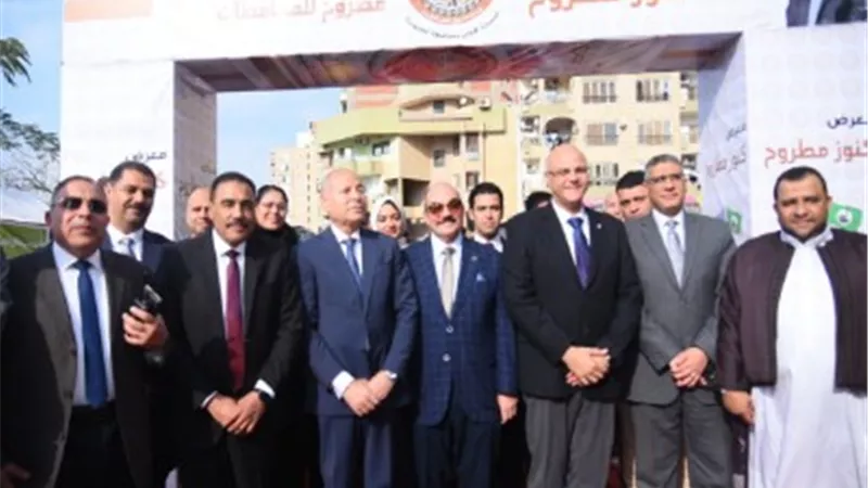محافظ القليوبية يفتتح النسخة الأولى لمعرض كنوز مطروح بحضور 3 محافظين