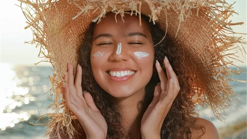 لحماية البشرة .. 10 فوائد لواقي الشمس