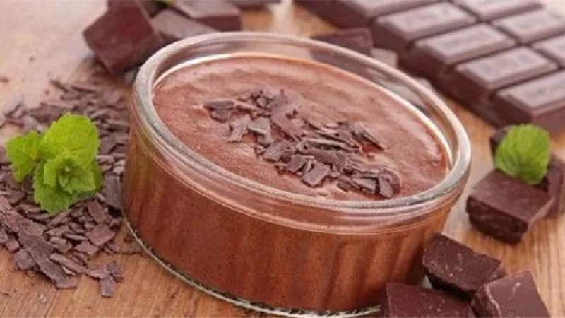 طريقة عمل موس الشيكولاتة خطوة بخطوة