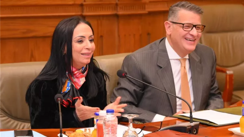 وزيرة التضامن: أكثر من ٣ مليارات جنيه شهريا لمستفيدي تكافل وكرامة