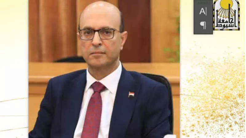 المنشاوي يقرر صرف مكافأة بحد ادنى (١٠٠٠) جنيه لجميع العاملين
