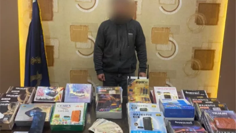 القبض على صاحب محل لبيع أجهزة فك شفرات القنوات الفضائية بالشروق